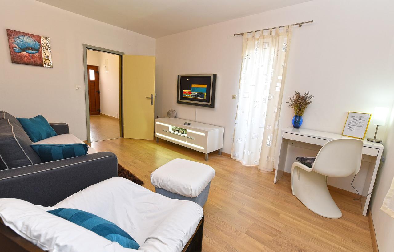 רוביני Apartment Monfiorenzo 1551 מראה חיצוני תמונה