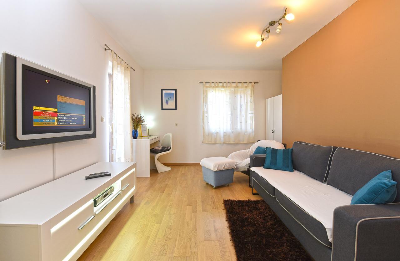 רוביני Apartment Monfiorenzo 1551 מראה חיצוני תמונה